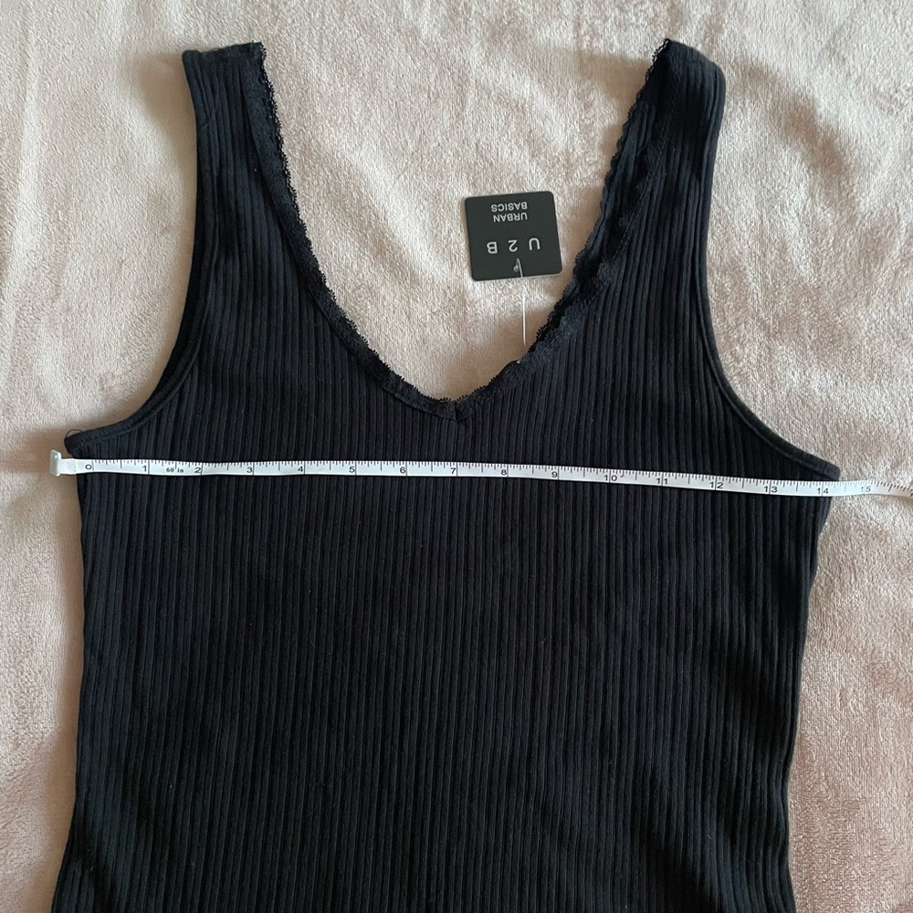 Black Ribbed Tank Top - Picture 4 of 5